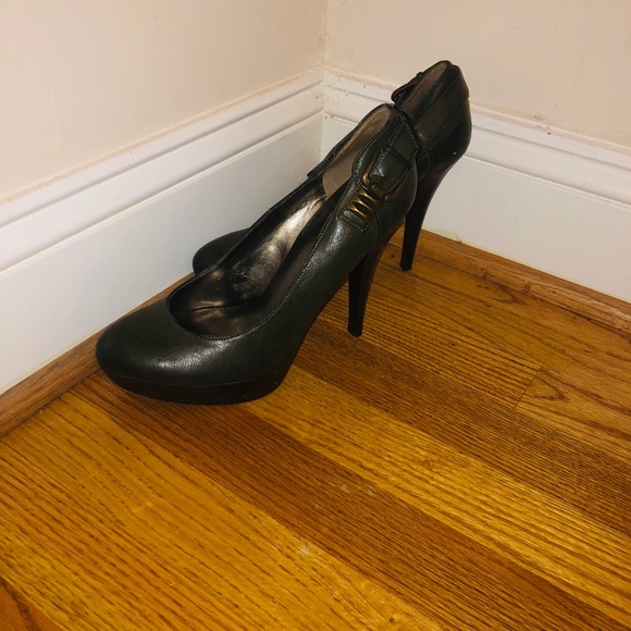 Guess platforms - Picture 2 of 3